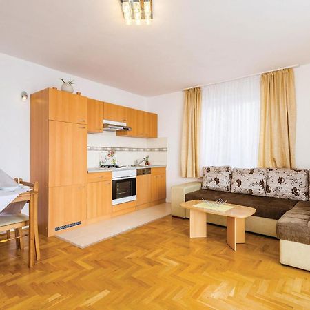 Stunning Apartment In Mošćenička Draga Exterior foto